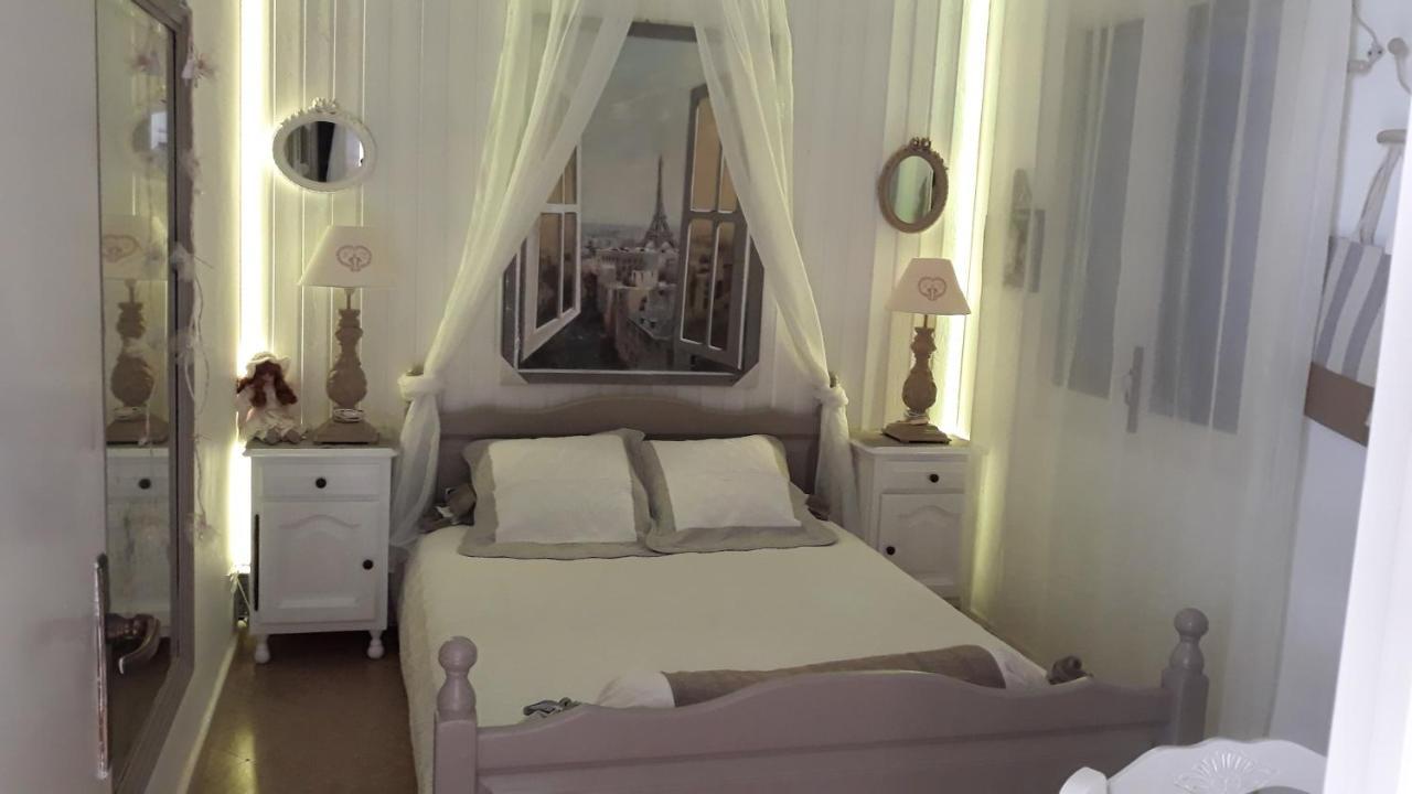 Chambres D'Hotes Chez Catherine A Reus Chambre De Paris Avec Salle De Bains Privee エクステリア 写真